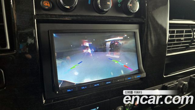 Chevrolet Express Van 2017 thumb 11