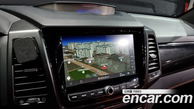 SsangYong Rexton 2022 thumb 11