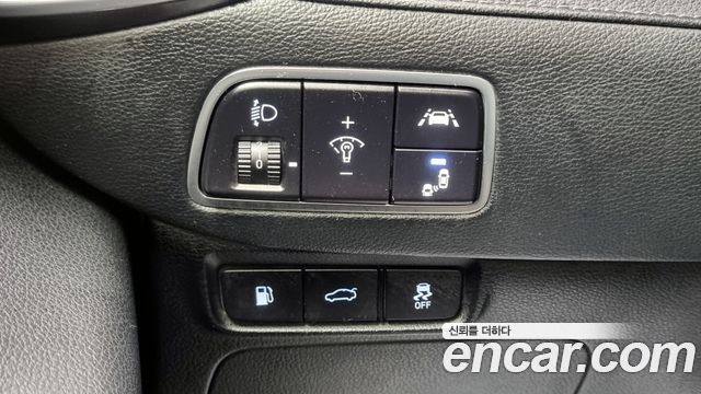 Hyundai Grandeur 2018 thumb 12