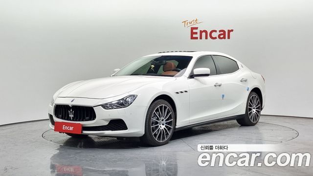 Maserati Ghibli 2015 thumb 2