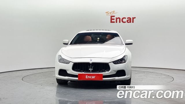Maserati Ghibli 2015 thumb 3