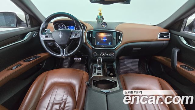 Maserati Ghibli 2015 thumb 7