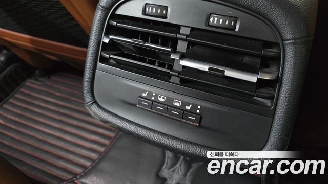 Maserati Ghibli 2015 thumb 12