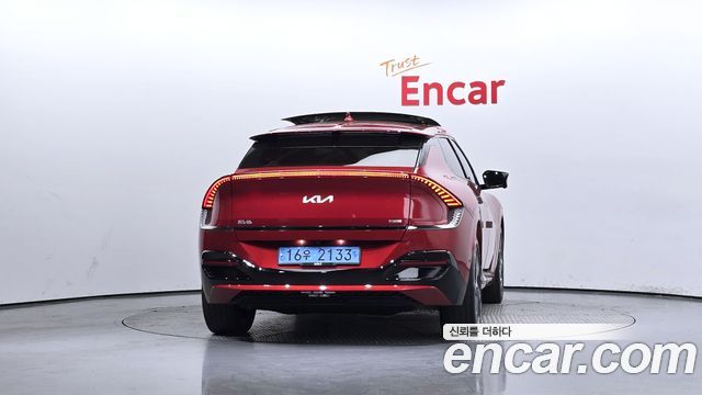 Kia EV6 2023 thumb 4