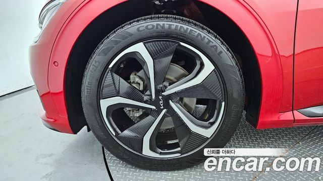 Kia EV6 2023 thumb 5