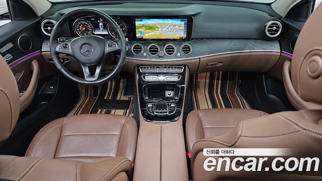 Mercedes-Benz E-Class 2017 thumb 7