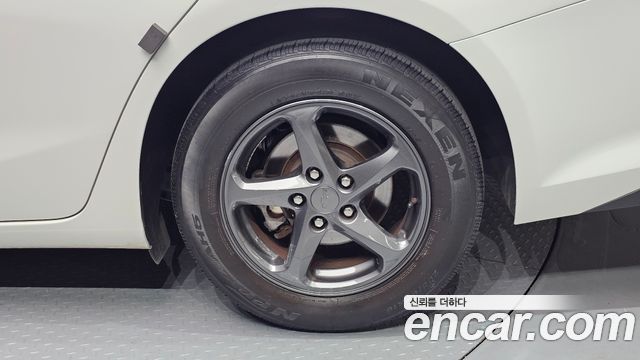 Chevrolet Malibu 2018 thumb 6