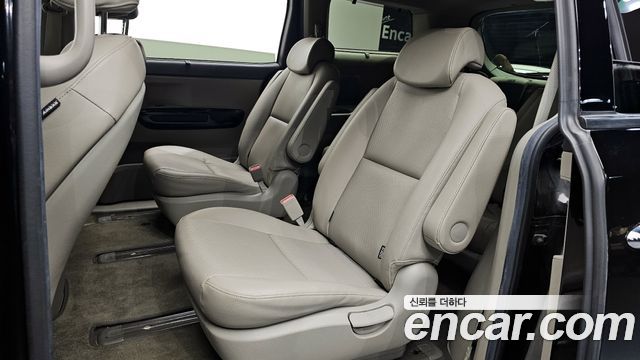Kia Carnival 2020 thumb 12