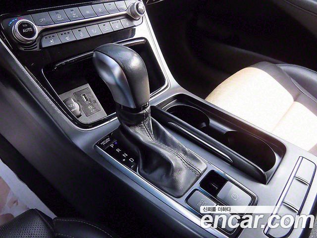 Hyundai Grandeur 2017 thumb 11