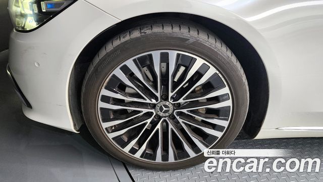 Mercedes-Benz S-Class 2021 thumb 5