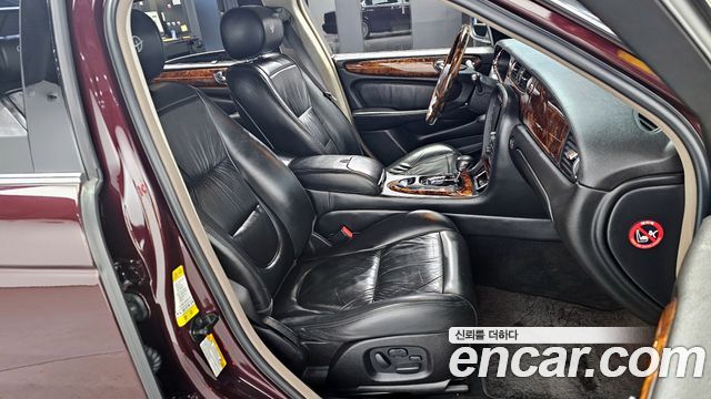 Jaguar Daimler 2006 thumb 10
