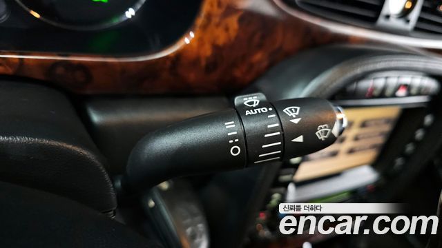 Jaguar Daimler 2006 thumb 11