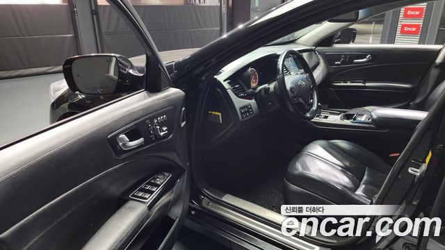 Kia K9 2012 thumb 10