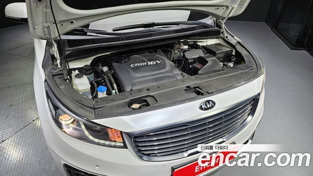 Kia Carnival 2017 thumb 7