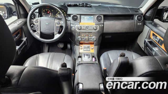 Land Rover Discovery 2015 thumb 7
