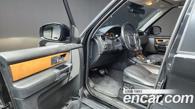 Land Rover Discovery 2015 thumb 10