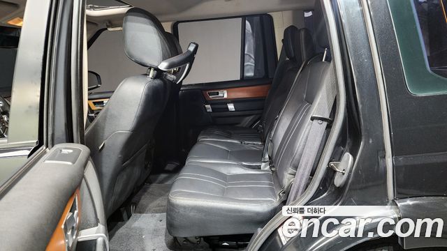 Land Rover Discovery 2015 thumb 12
