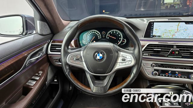 BMW 7 серии 2016 thumb 12