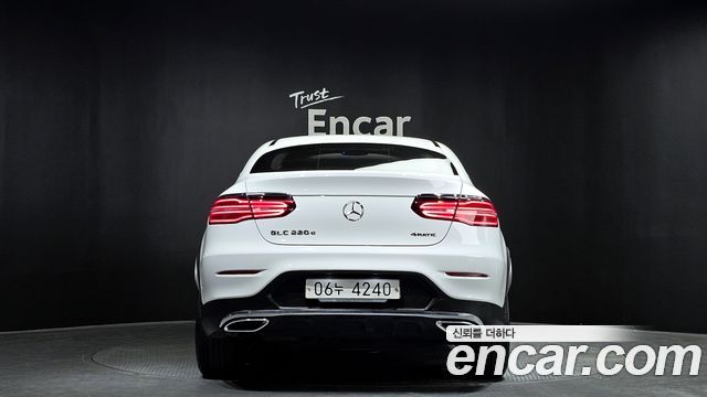 Mercedes-Benz GLC 2017 thumb 5