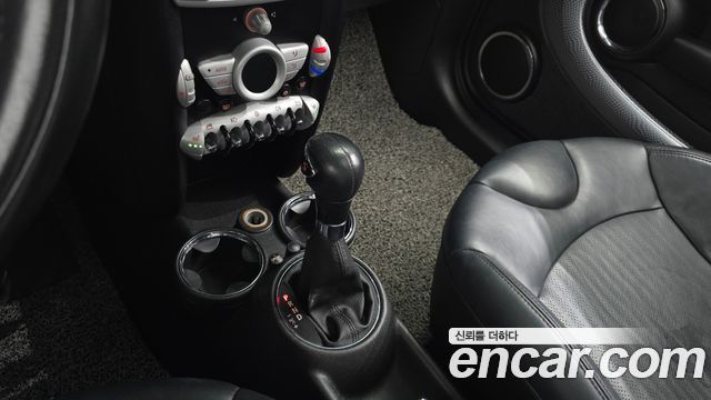 Mini Clubman 2010 thumb 10
