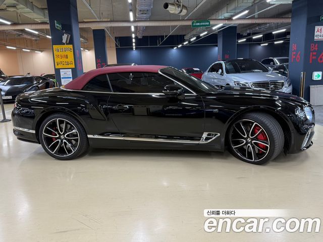 Bentley Continental 2019 thumb 3