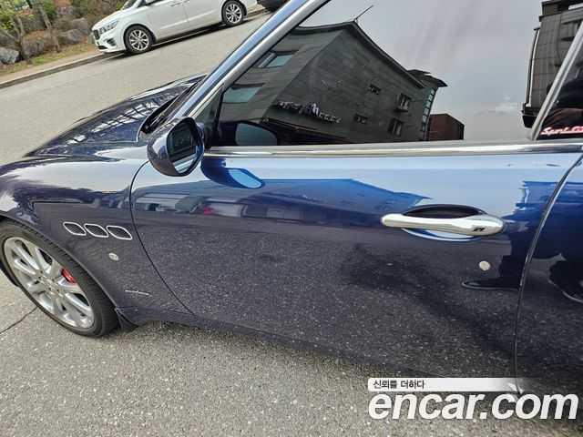 Maserati Quattroporte 2008 thumb 5