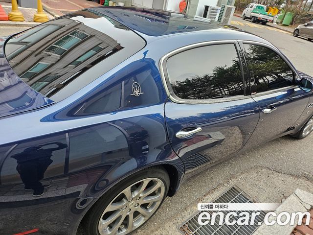 Maserati Quattroporte 2008 thumb 6