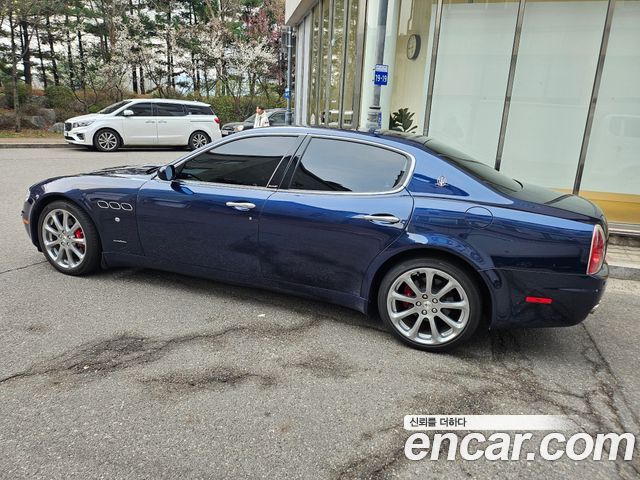 Maserati Quattroporte 2008 thumb 8
