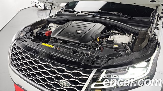 Land Rover Range Rover Velar 2019 thumb 7