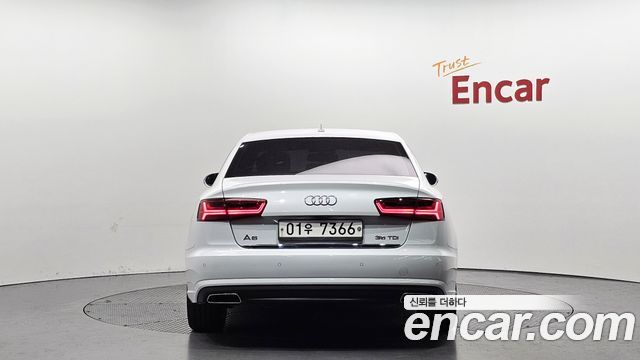 Audi A6 2015 thumb 5