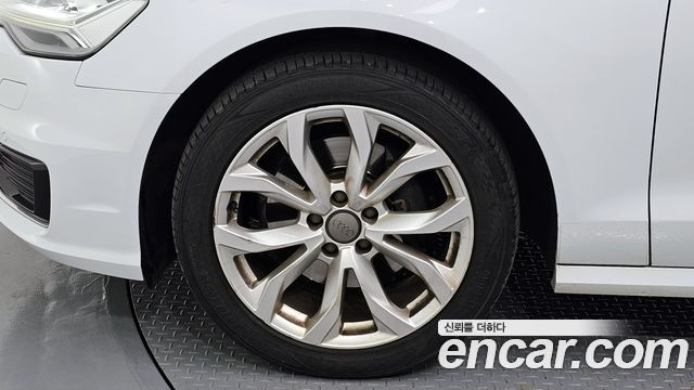 Audi A6 2015 thumb 6