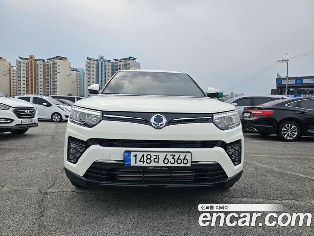SsangYong Tivoli 2022 thumb 4
