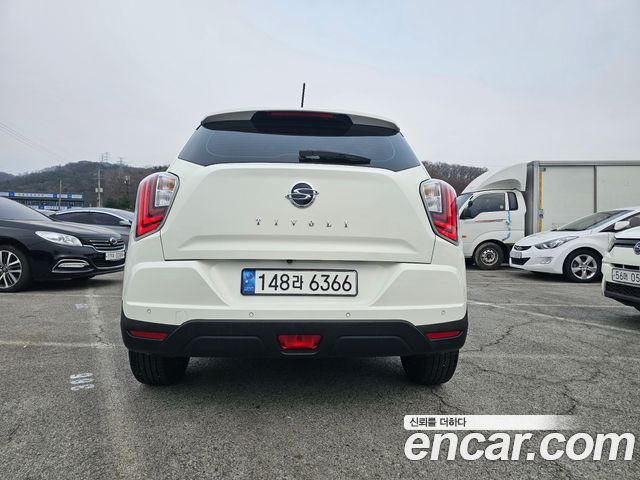 SsangYong Tivoli 2022 thumb 5