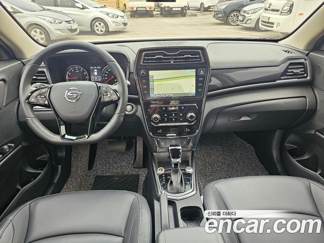 SsangYong Tivoli 2022 thumb 8