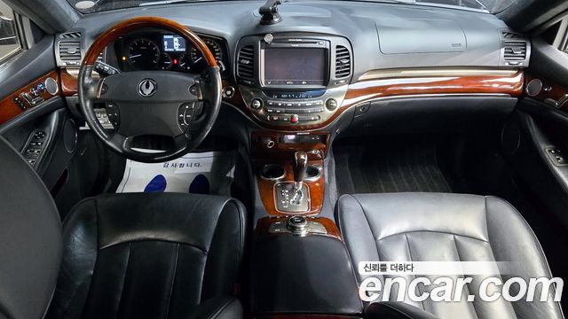 SsangYong Chairman 2011 thumb 8