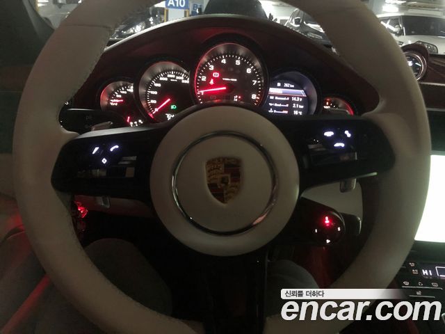 Porsche 911 2013 thumb 10