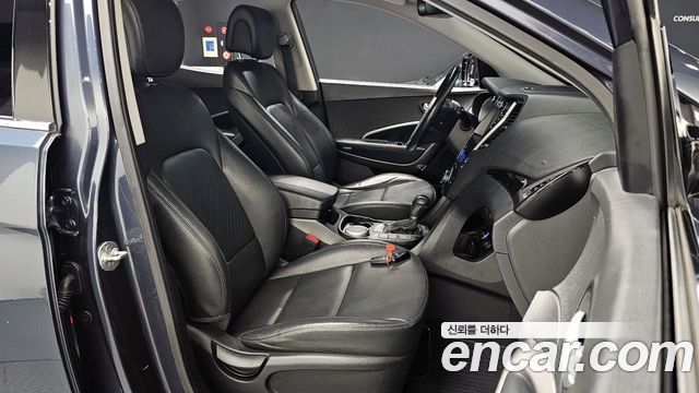 Hyundai Santa Fe 2012 thumb 11