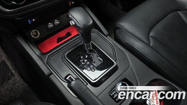SsangYong Rexton 2022 thumb 9