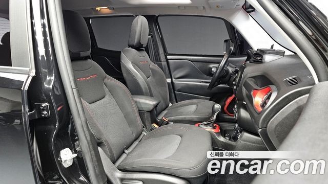 Jeep Renegade 2017 thumb 10