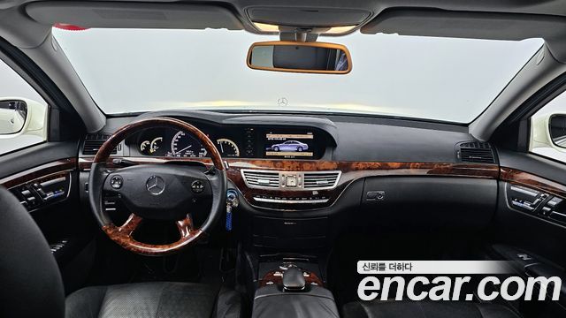 Mercedes-Benz S-Class 2008 thumb 8