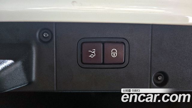 Mercedes-Benz S-Class 2008 thumb 12