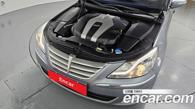 Hyundai Genesis 2014 thumb 6