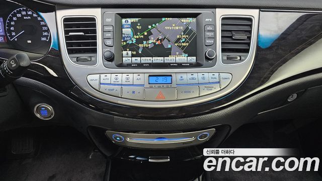 Hyundai Genesis 2014 thumb 12