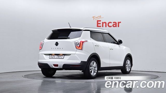 SsangYong Tivoli 2017 thumb 3