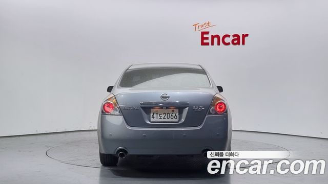 Nissan Altima 2009 thumb 5