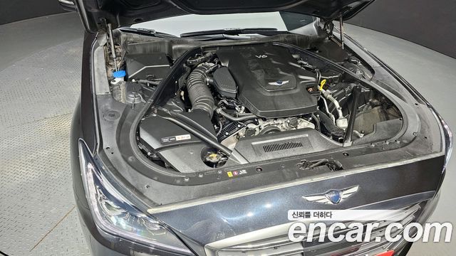 Genesis G80 2018 thumb 6