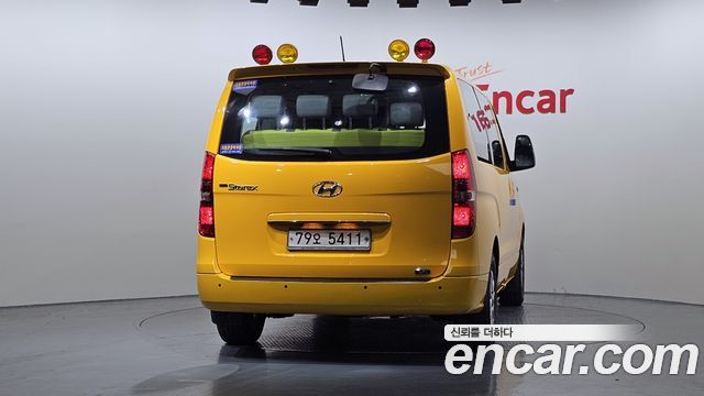 Hyundai Starex 2019 thumb 5
