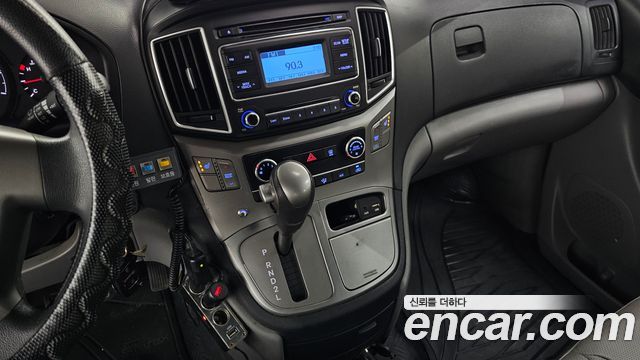 Hyundai Starex 2019 thumb 9