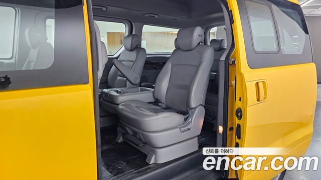 Hyundai Starex 2019 thumb 11