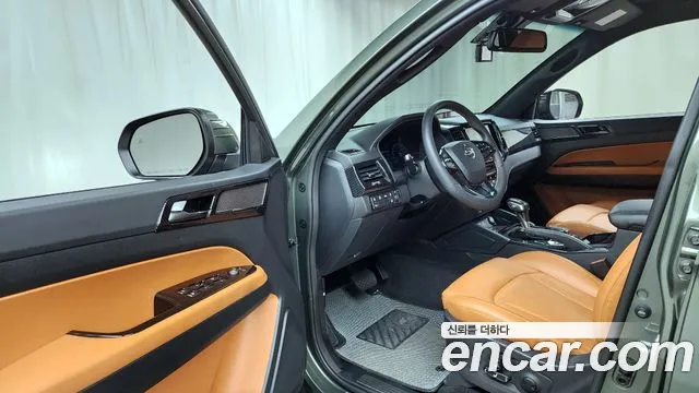 SsangYong Rexton 2023 thumb 11